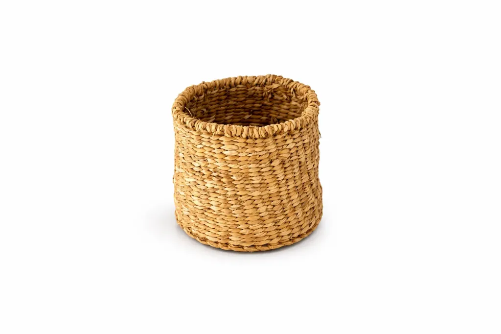 [STR012] Mana – Traditional Nepali Measuring Vessel